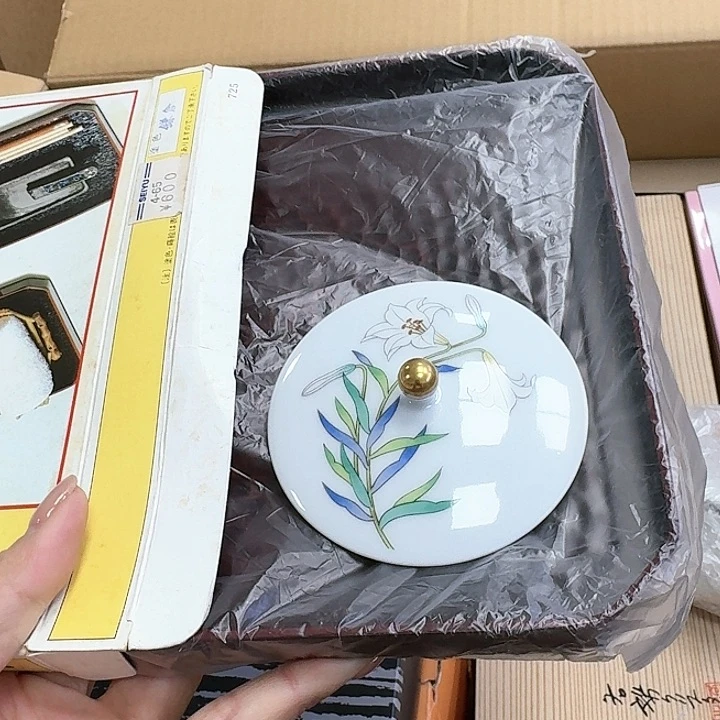 众***a瓷器。