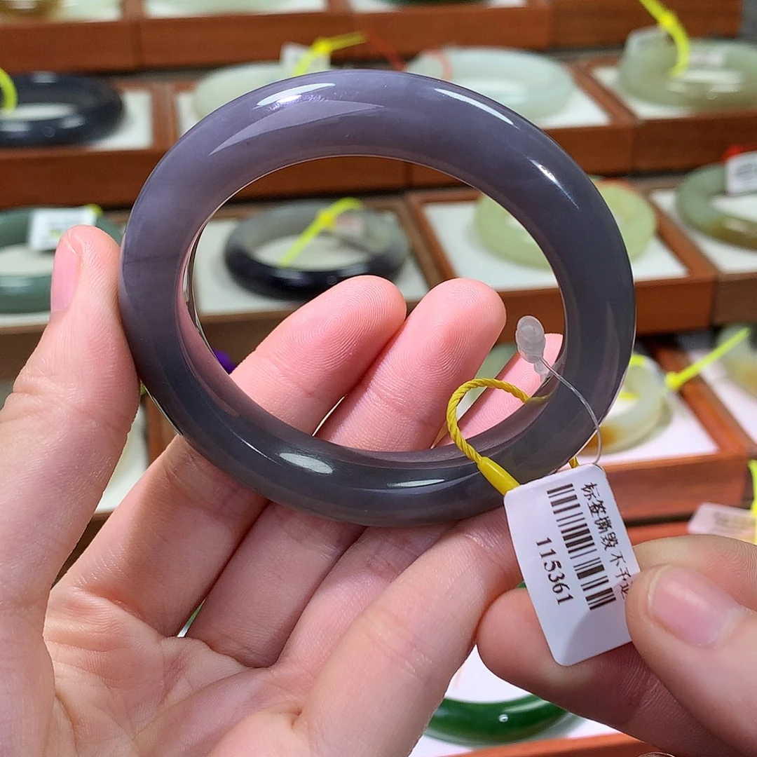 和田玉未镶嵌手镯51 微