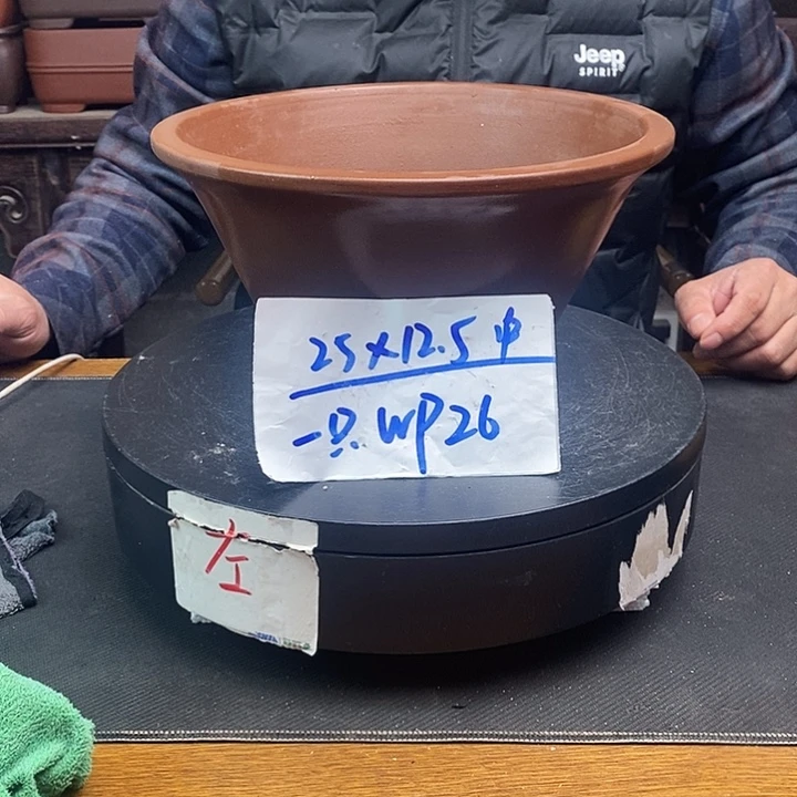 紫砂花盆货号一只WP26