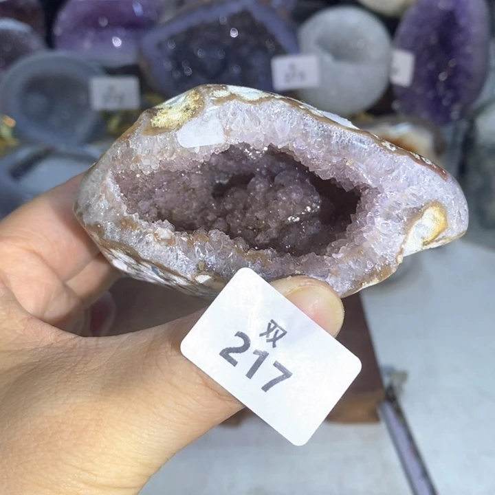 未镶嵌水晶大型摆件（非配饰）