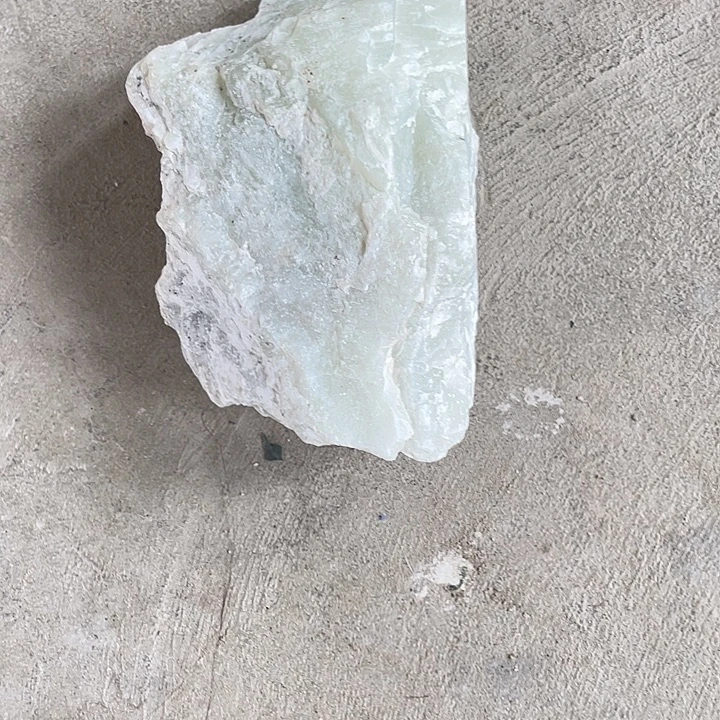 未镶嵌和田玉（青白玉）珠宝半成品