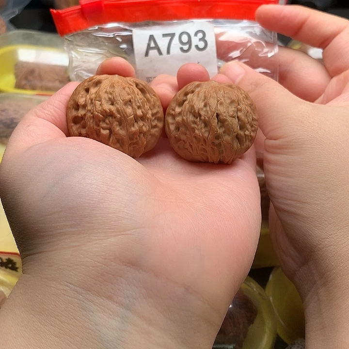 文玩核桃吊坠磨盘39