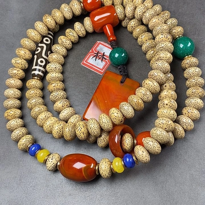 星月菩提吊坠菩提