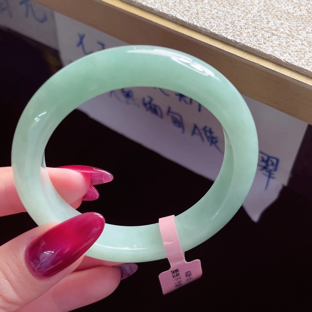 翡翠未镶嵌手镯手镯