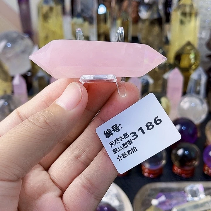 ঞ***࿐未镶嵌颈饰水晶柱