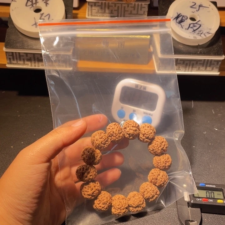 神***人金刚菩提手串这个