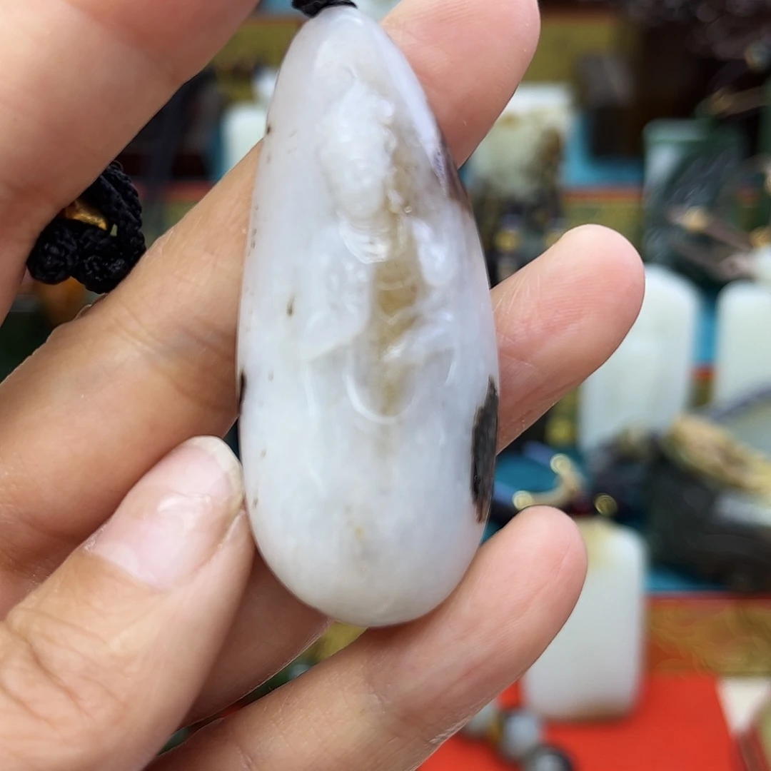 和田玉未镶嵌挂件