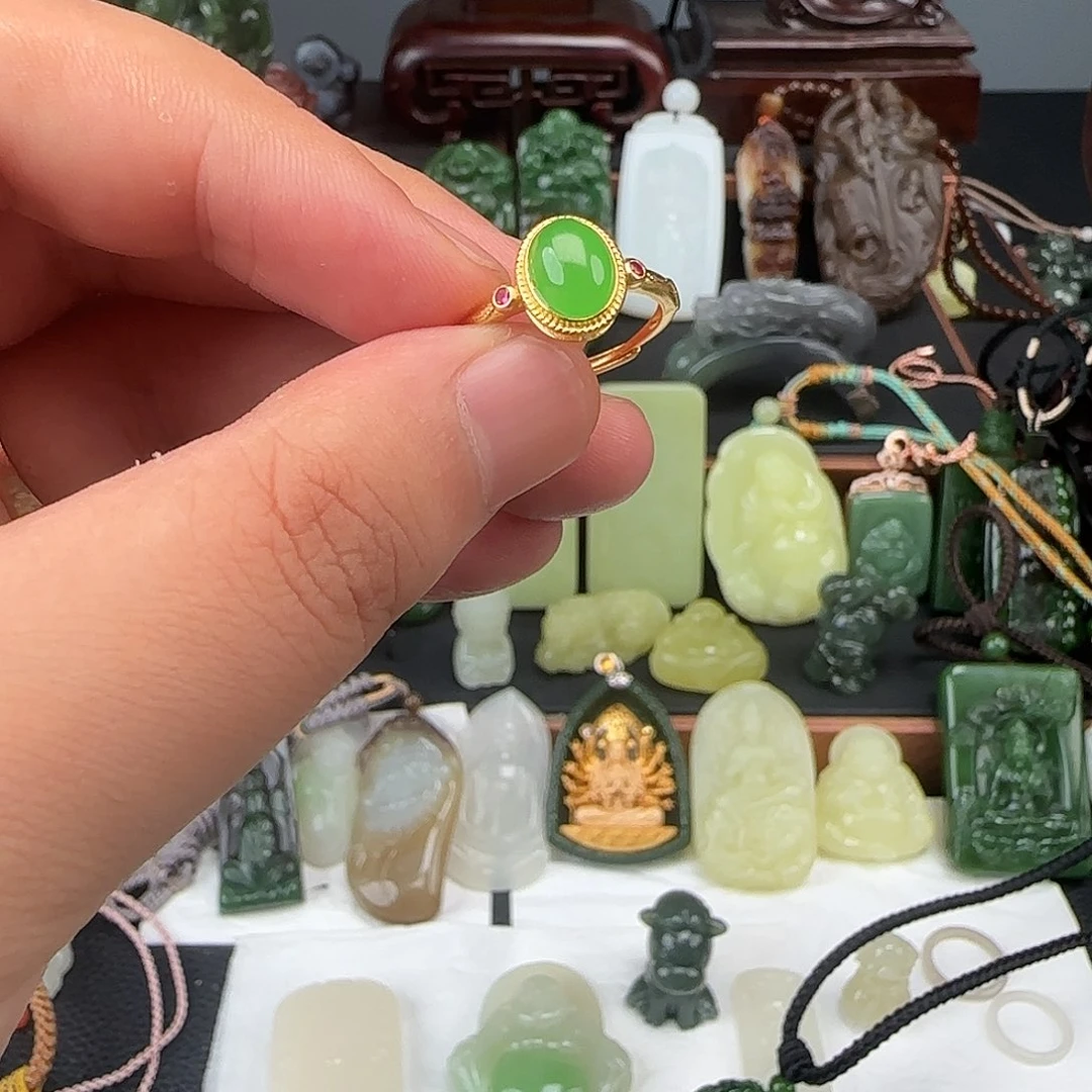 和田玉未镶嵌挂件熹*?