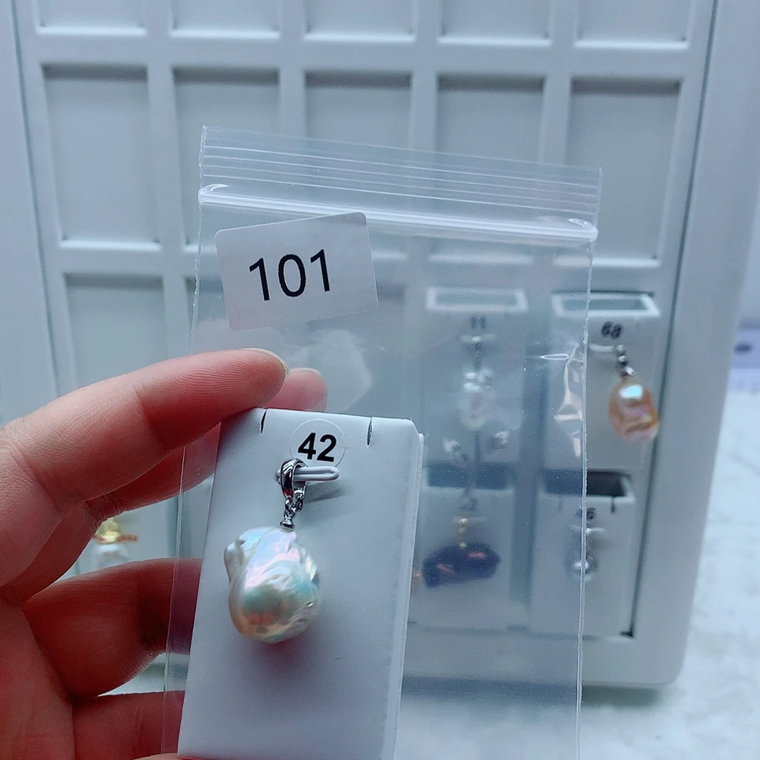 淡水珍珠吊坠(不含链)合金