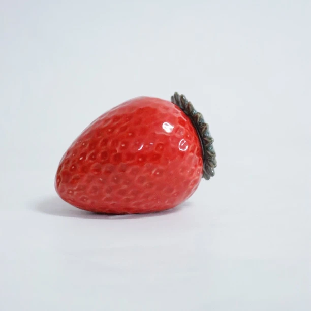 山景造物-草莓迷你茶叶罐储物罐小罐a1