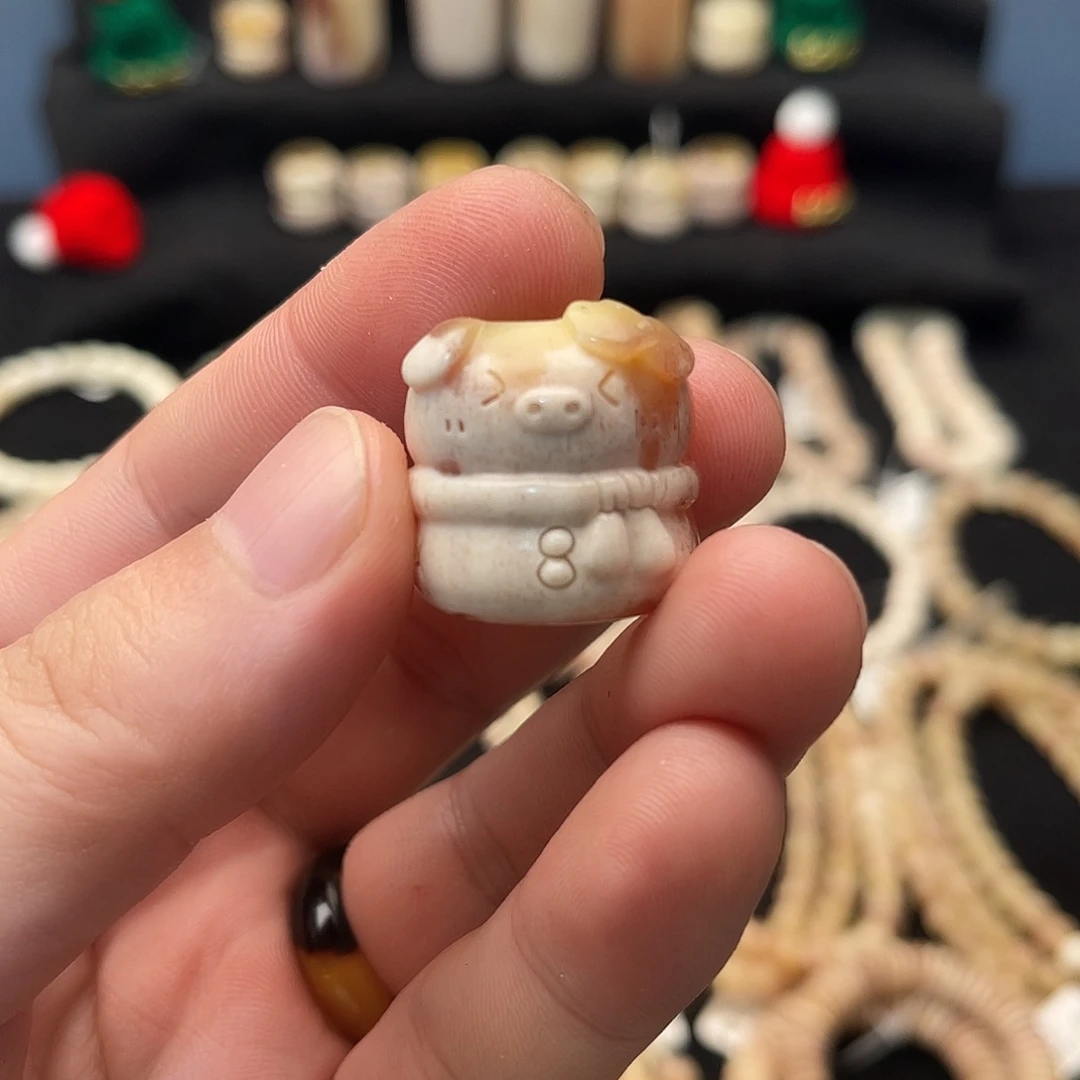 白玉菩提吊坠马骨雕刻