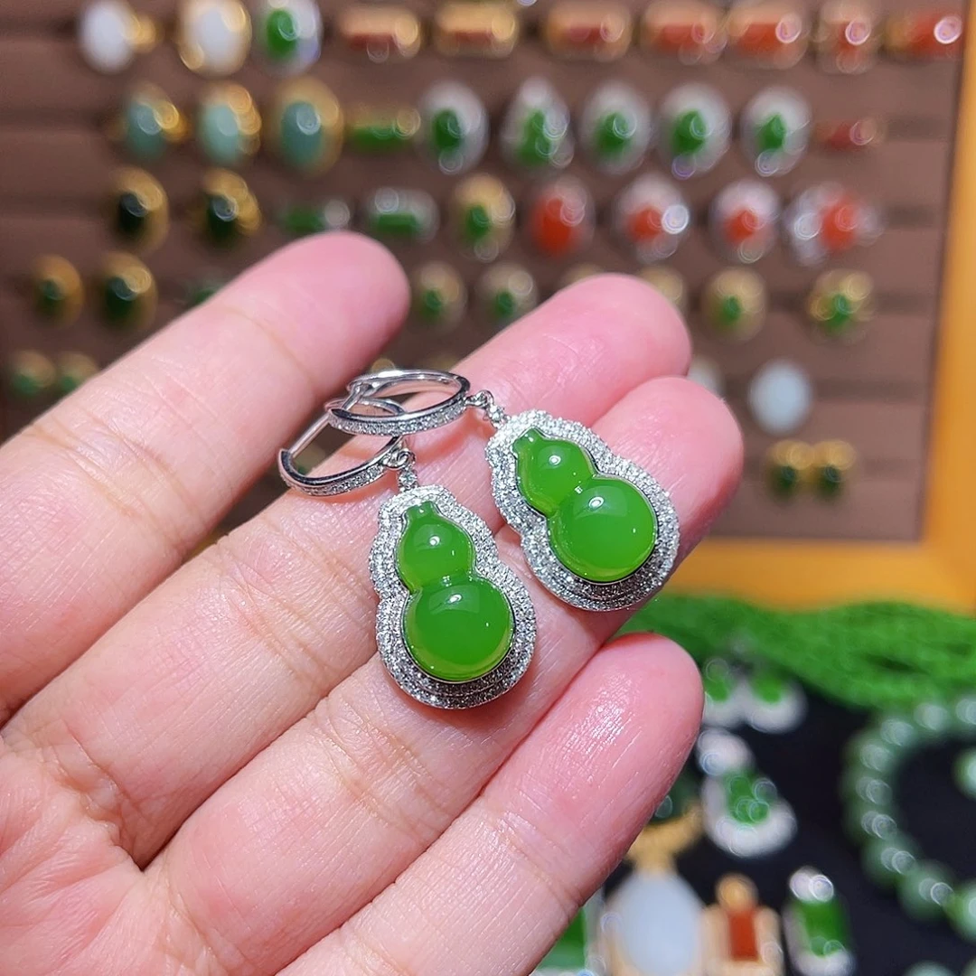 和田玉颈饰18K金镶嵌