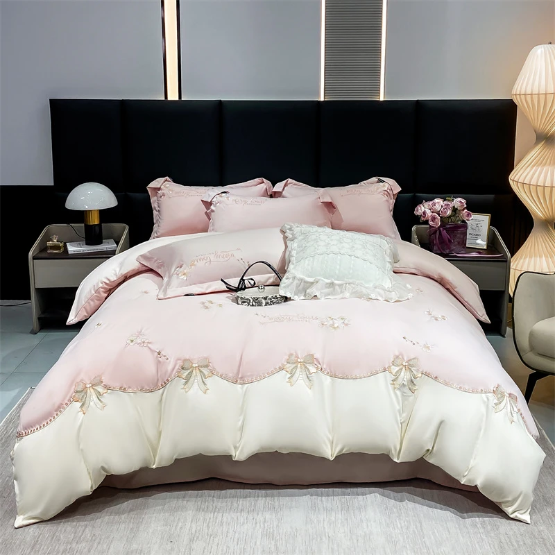 2002    四件套床上用品伊芙琳粉