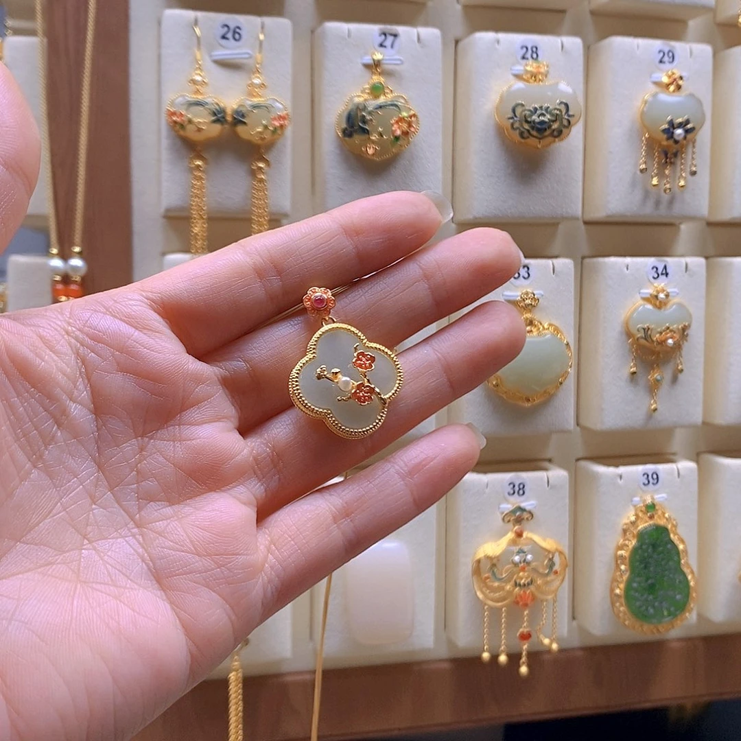 和田玉银S925镶嵌颈饰