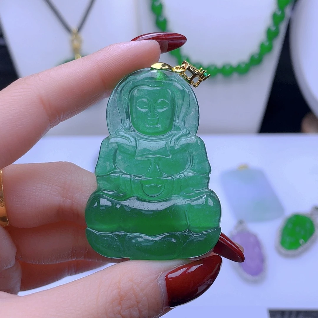 翡翠吊坠(赠链)未镶嵌