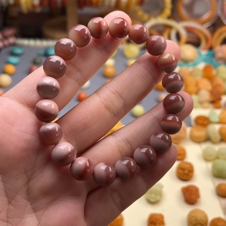 未镶嵌石英质玉（缅黄）珠宝半成品