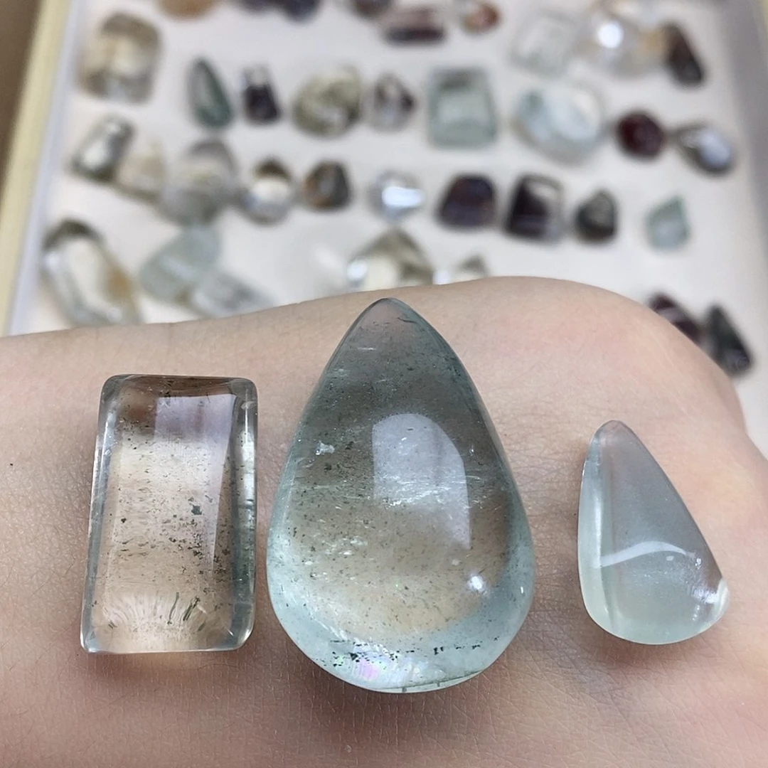 未镶嵌颈饰水晶p****n水晶