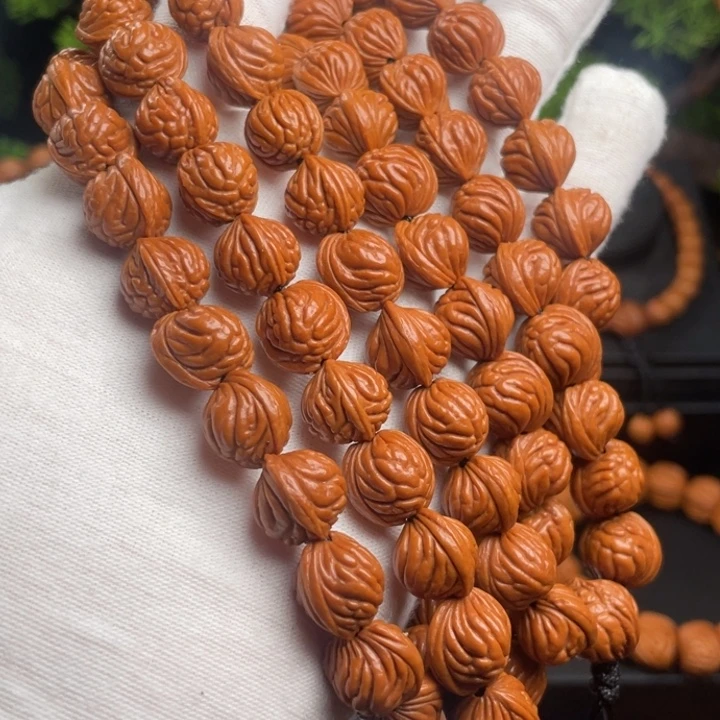 *****木质类精品桃核脖挂