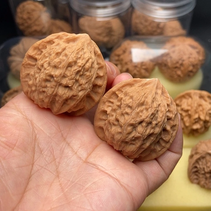文玩核桃把件公子