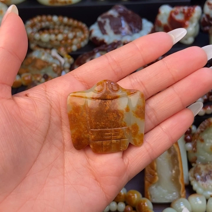 岫岩河磨玉（透闪石质玉）未镶嵌挂件