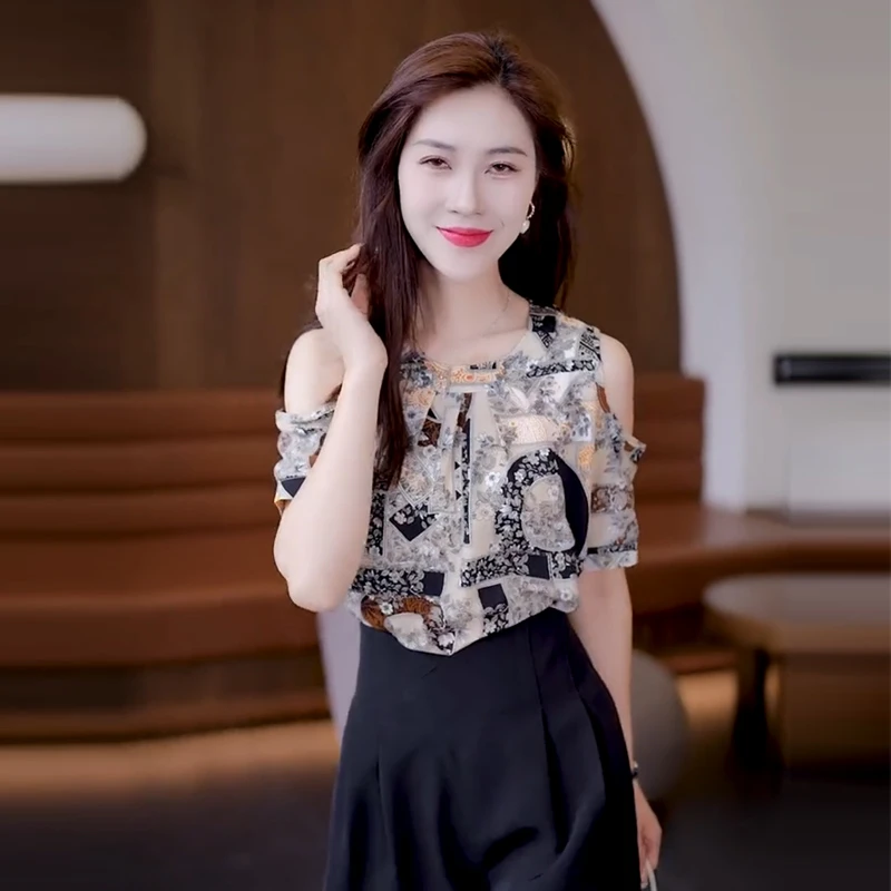 洋气碎花雪纺衫女夏季新款时尚宽松遮肚子显瘦上衣气质露肩小衫潮