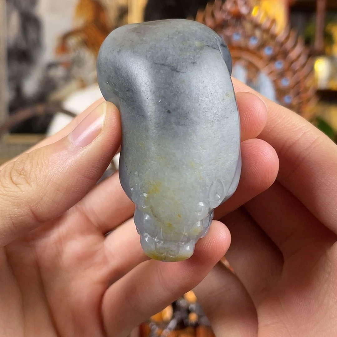 和田玉未镶嵌把件