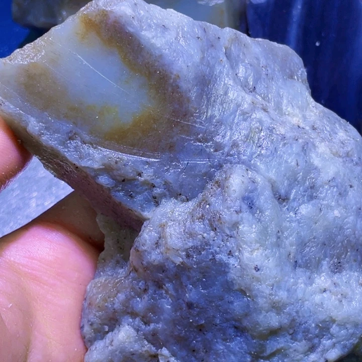 和田玉未镶嵌珠宝半成品