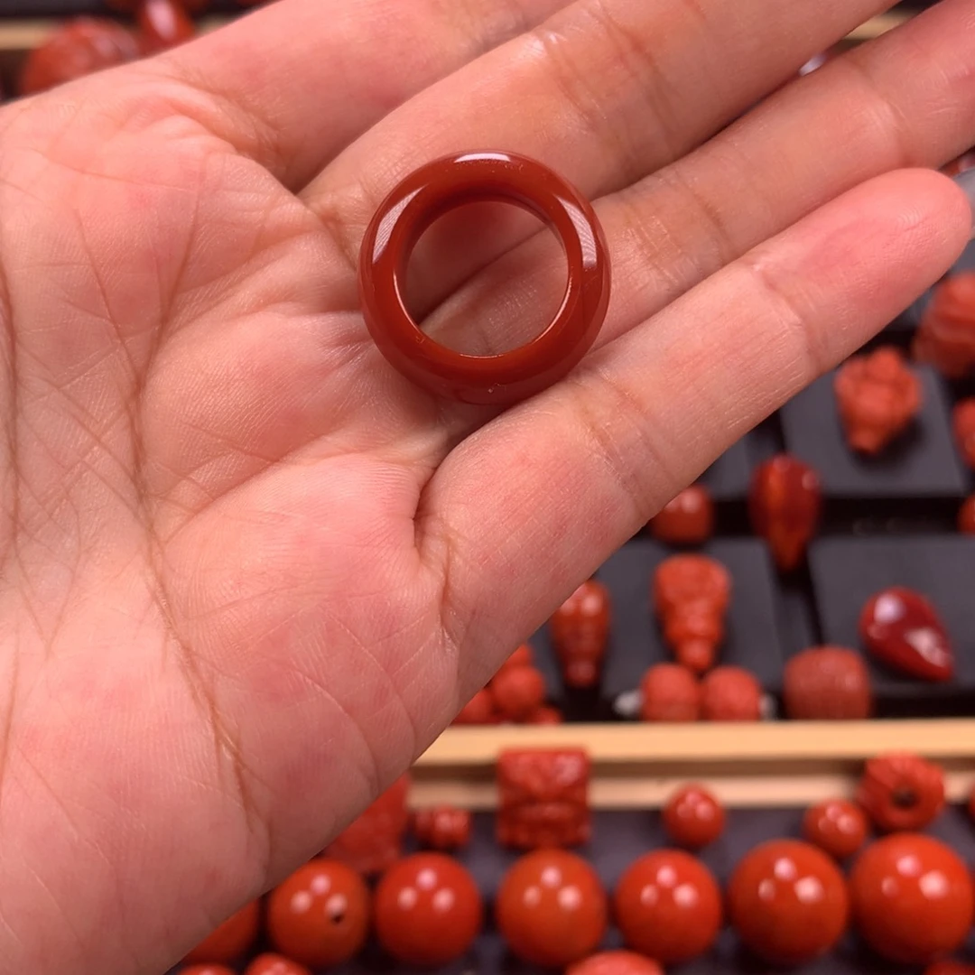 未镶嵌跑环内径13mm南红玛瑙