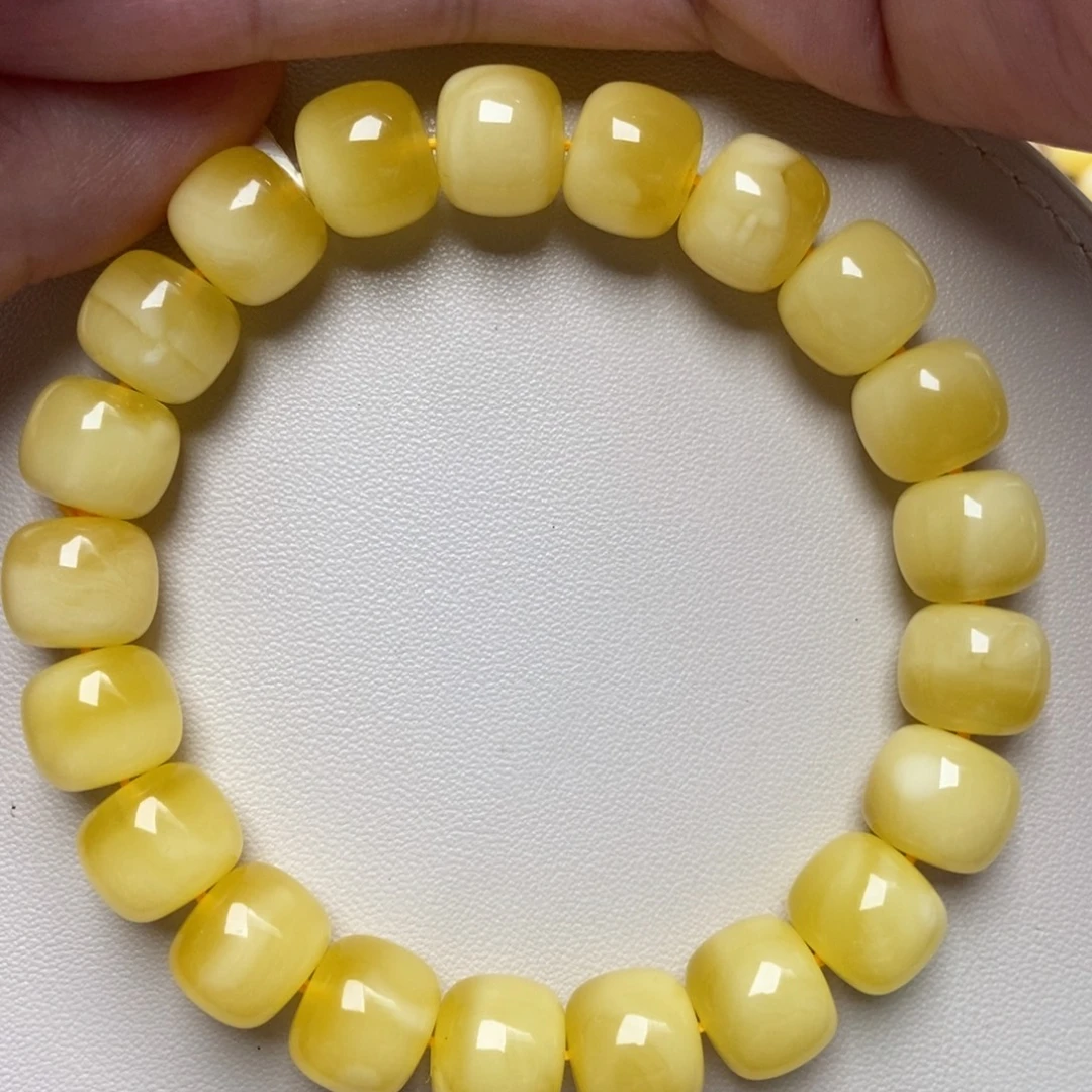 蜜蜡未镶嵌珠宝奇石209