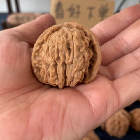 l***）文玩核桃吊坠核桃