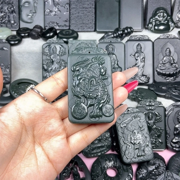 和田玉未镶嵌颈饰大*