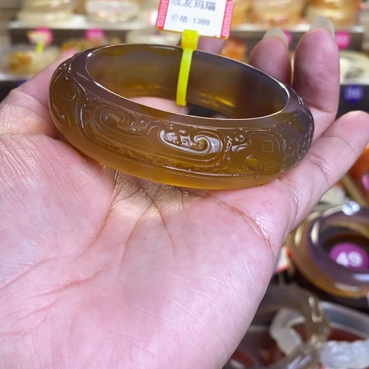 玛瑙/玉髓手镯未镶嵌K****K