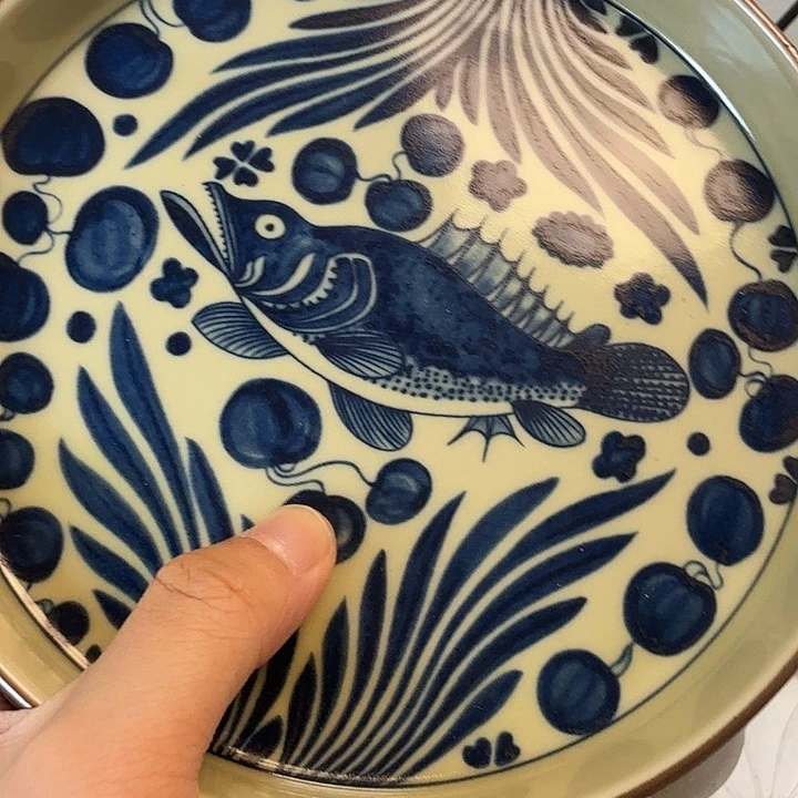 瓷片景德镇二号釉鱼藻纹大壶承