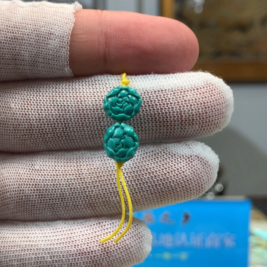 绿松石未镶嵌挂件