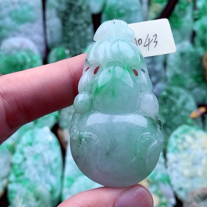 翡翠吊坠(不含链)未镶嵌