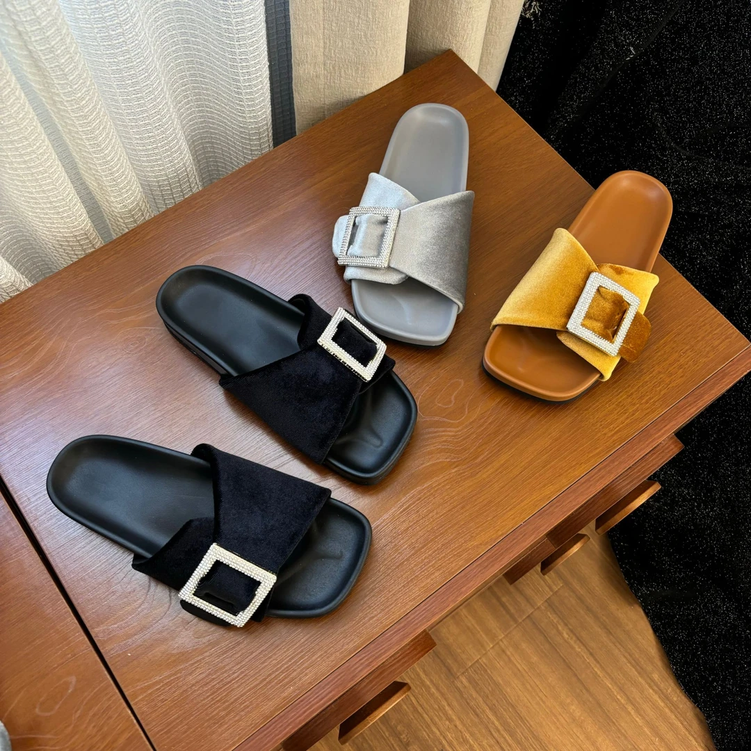 【三号】欧货丝光料夏季2025新款平底软防滑百搭透气不累脚凉鞋