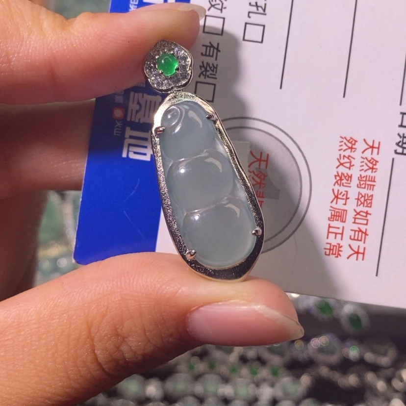 【闪购商品】翡翠未镶嵌颈饰天然