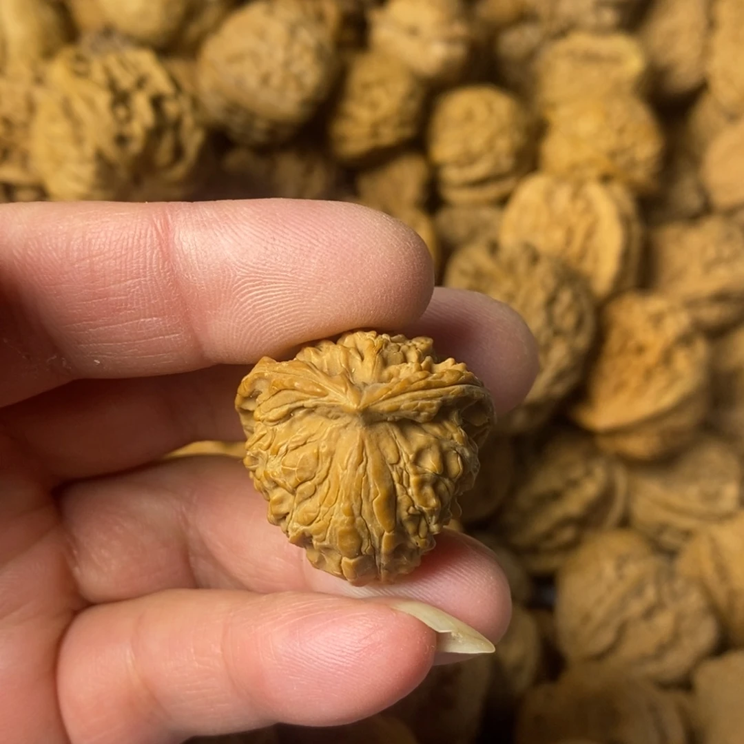 ****吊坠文玩核桃文玩