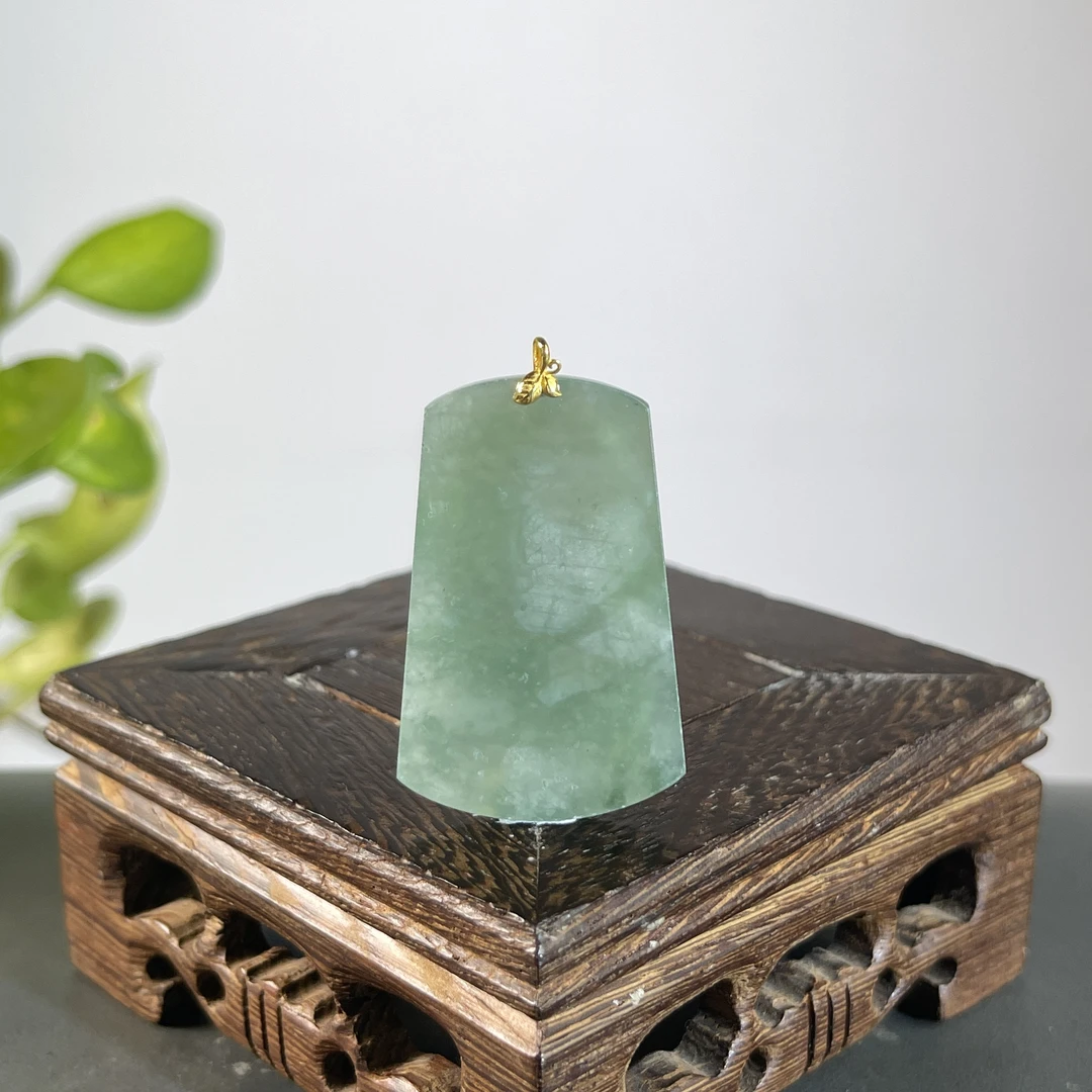 JXZC02-34 天然翡翠缅甸A货 18K扣头无事牌