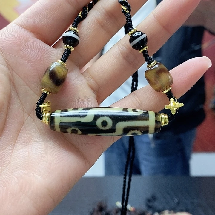 玛瑙/玉髓合金颈饰