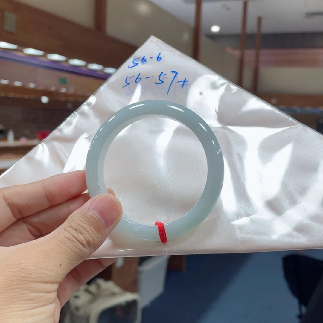 未镶嵌手镯翡翠翡翠