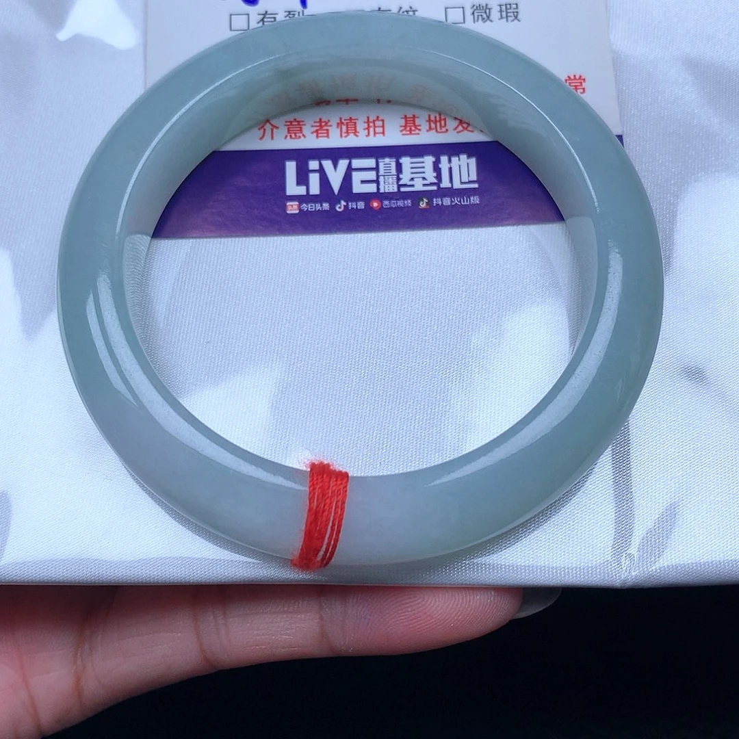 翡翠未镶嵌手镯天然缅甸翡翠手镯