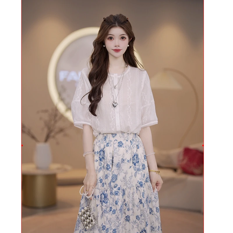 马克华菲舒适简约纯色百搭气质圆领女短袖单排扣衬衫上衣时尚夏季