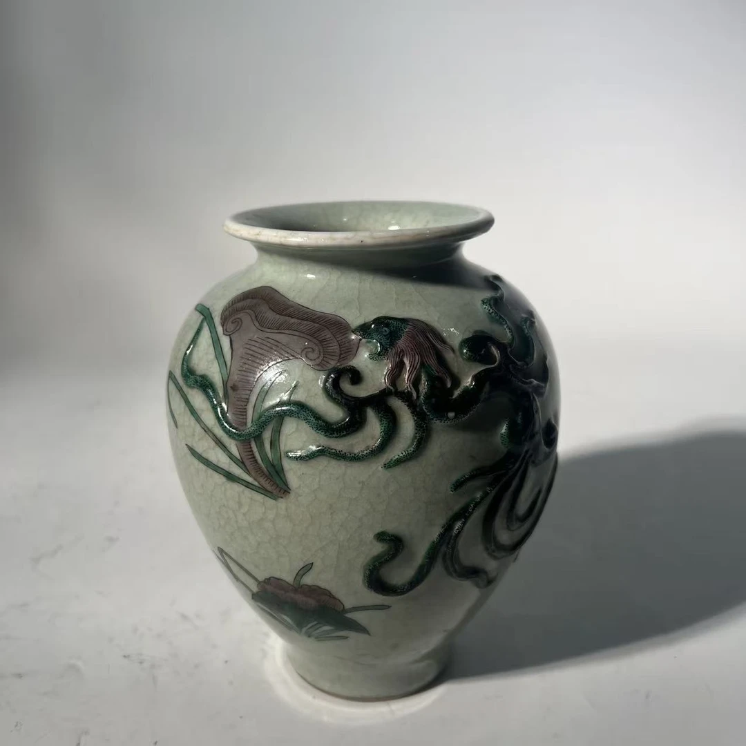 Q-A0916148 清中期 仿哥釉开片凤纹罐 高16肚径12