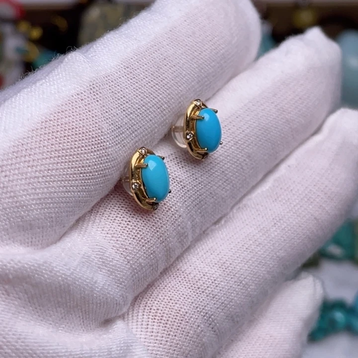 绿松石18K金镶嵌耳饰