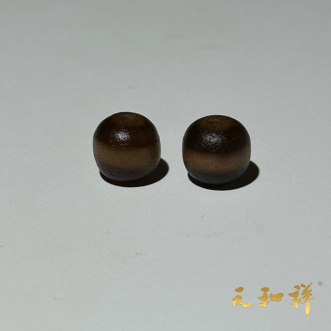【T3053】富得流油玛瑙珠一对10mm左右
