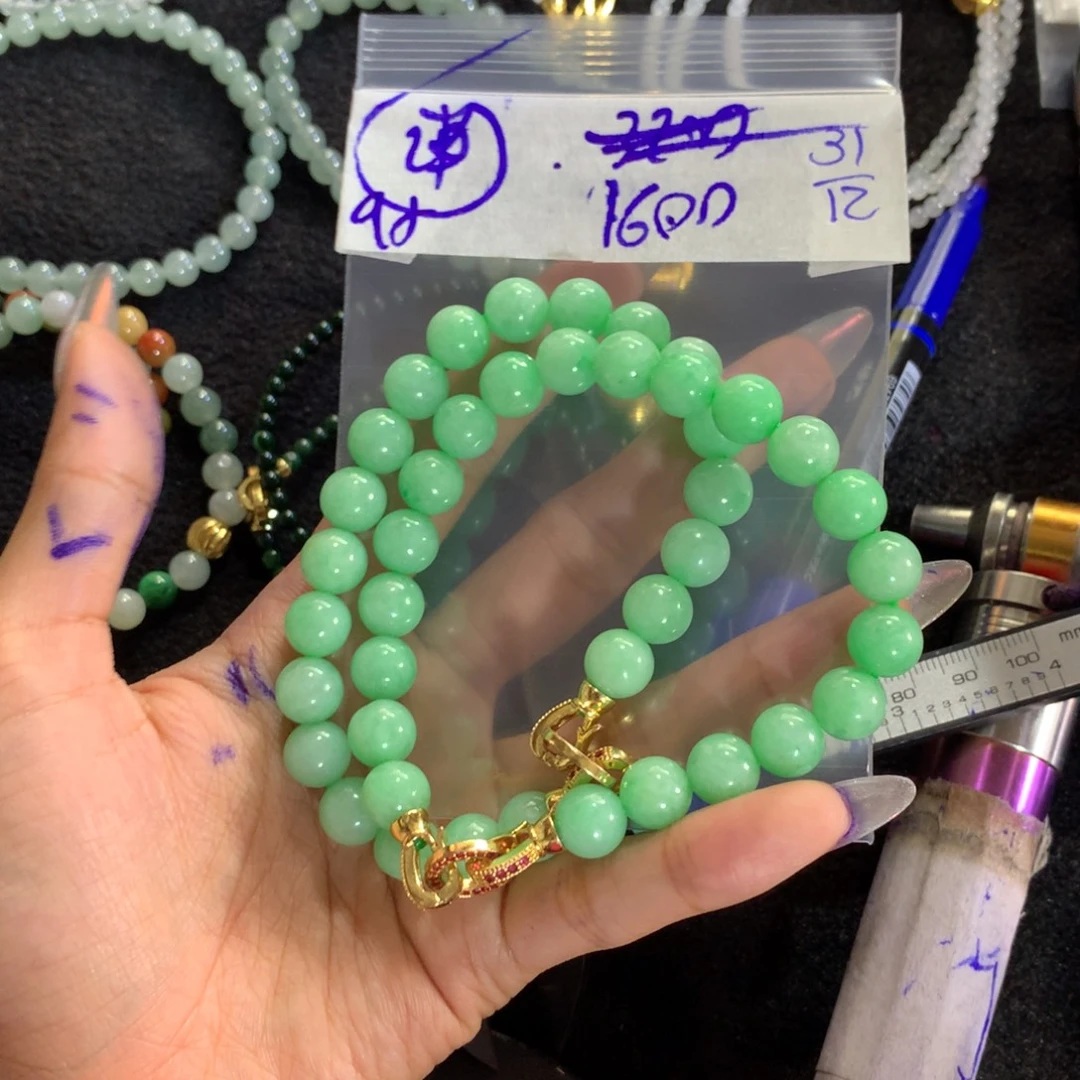 定制翡翠未镶嵌天然缅甸翡翠多样性