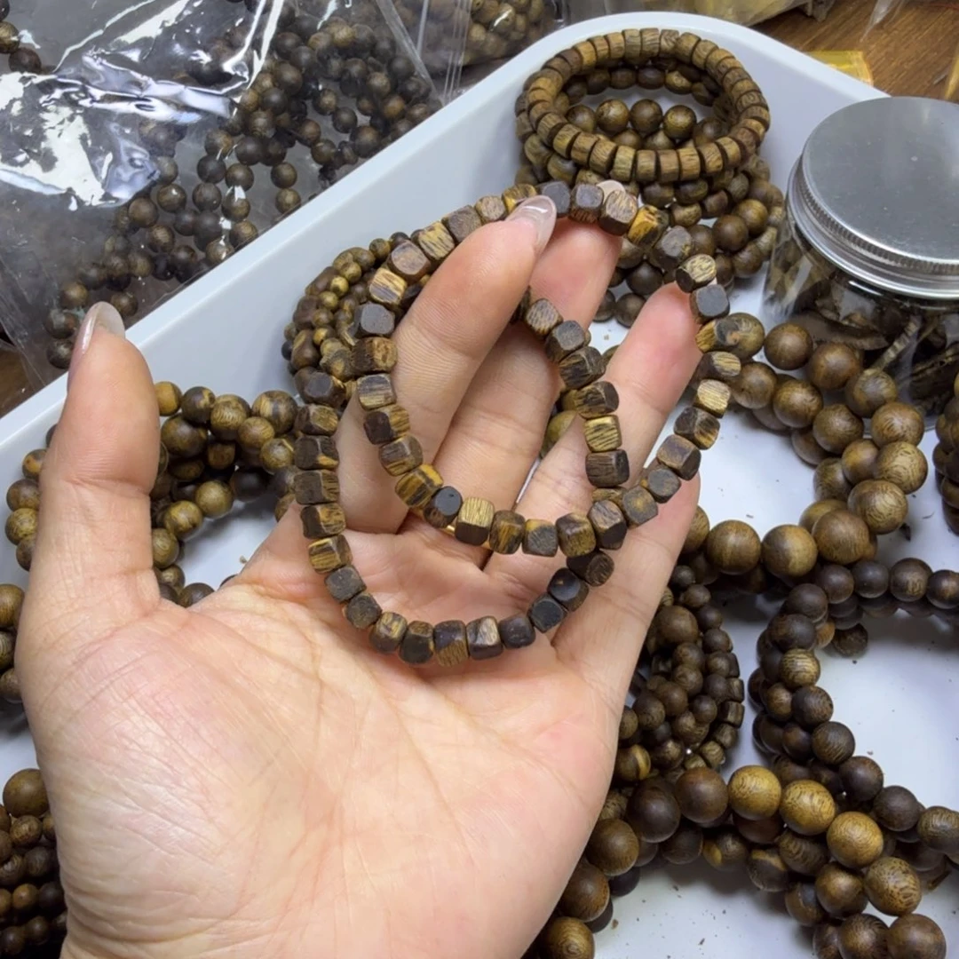 沉香沉香碎屑沉香奇楠沉水浮小方糖