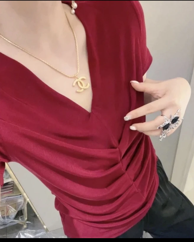 褶皱显瘦短袖V领百搭T恤中袖洋气气质时尚修身设计感