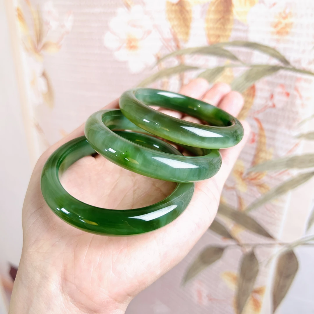 俄罗斯碧玉猫眼粉青手镯手镯多样性发其一